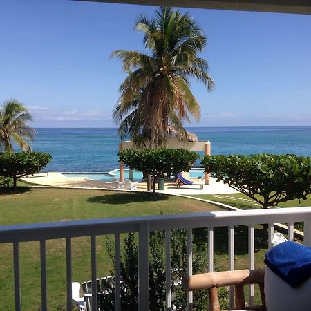 Whispering Seas Jamaica Apartment โอโชรีโอส ภายนอก รูปภาพ